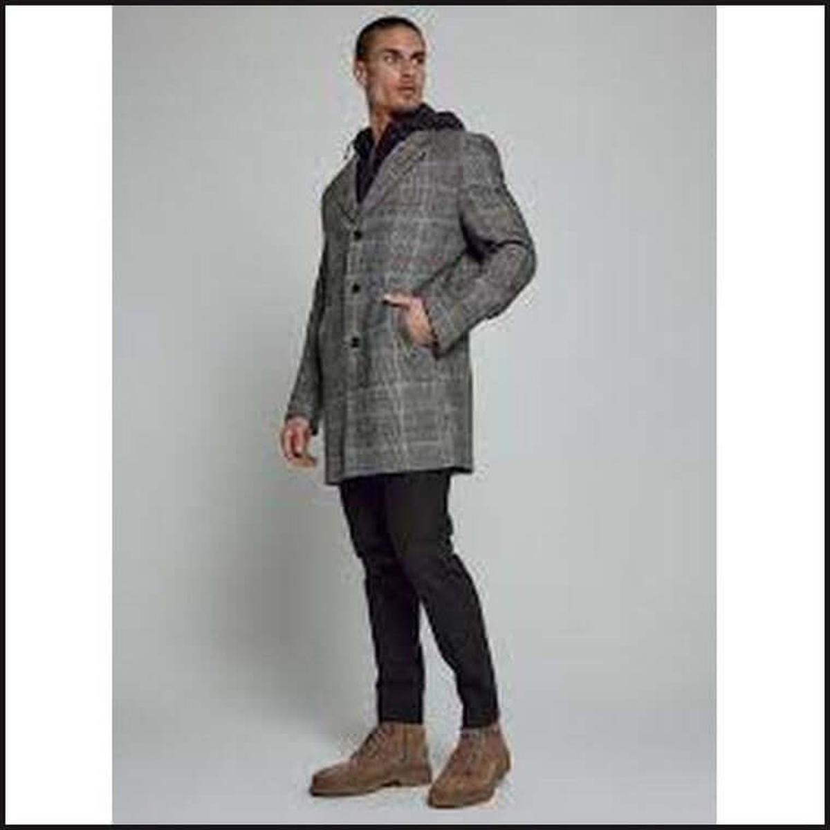 The Downtown Overcoat - That Guy's Secret