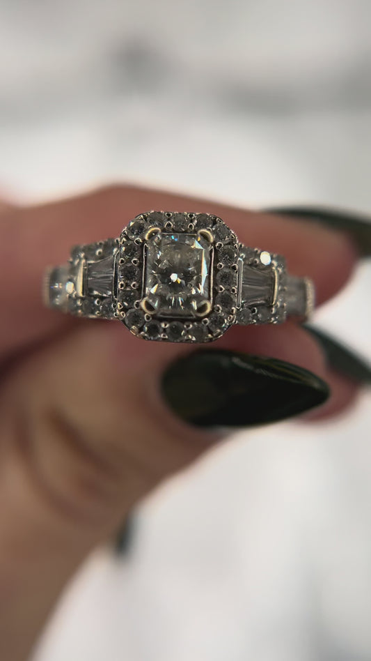 14kw 3-4ctw H SI1 Radiant center w- round & baguette cut accent diamonds engagement ring