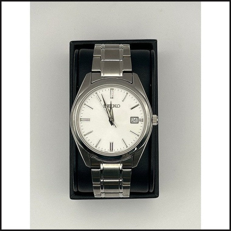 Mens silver tone watch