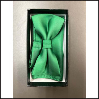 Barcelona Solid Bowtie and Pocket Square Set-Bow Tie-That Guy's Secret