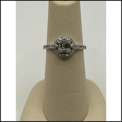 14kw .56ctw Mosaic style engagement ring