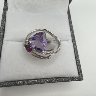 Sterling silver trillion amethyst ring with pink accent stone