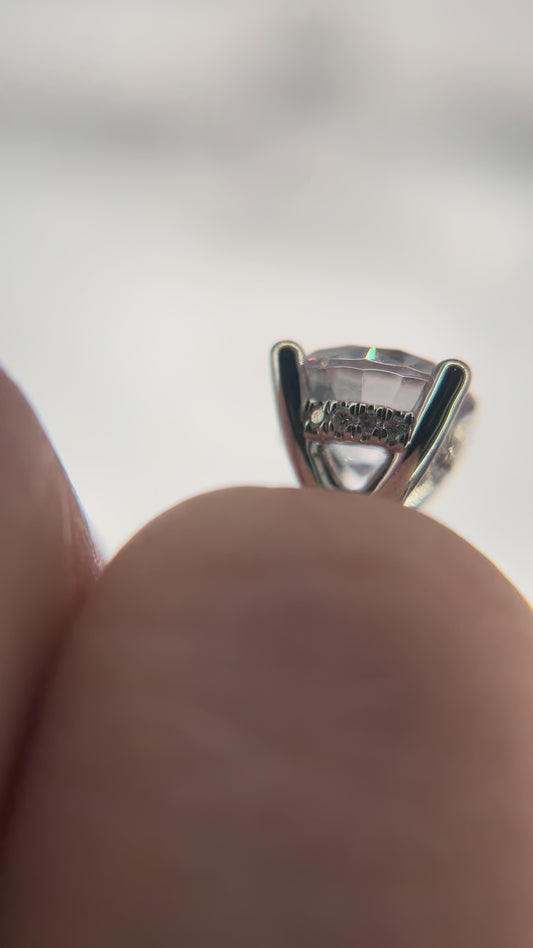 14K White Gold Diamond 1 /12 ctw Semi Mount For 2 ctw Round Center