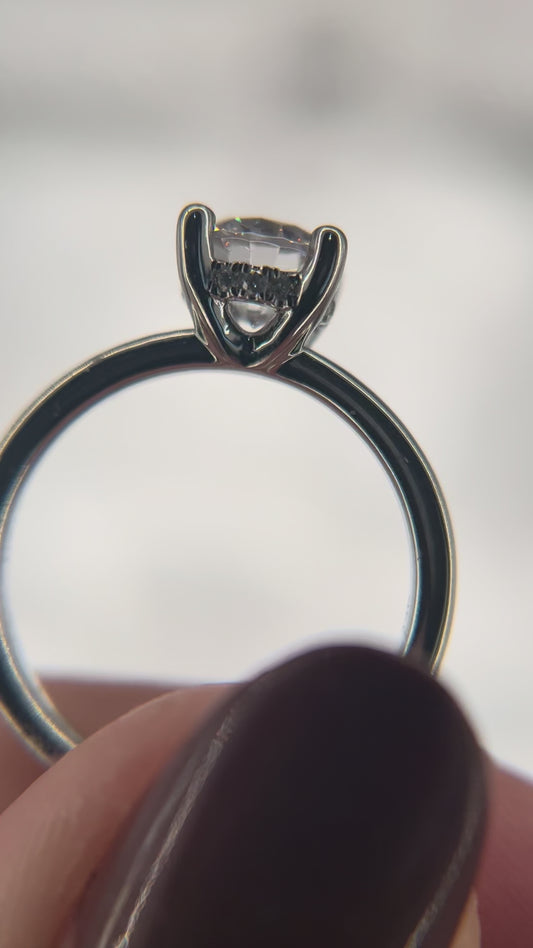 14K White Gold Diamond 1/20 ctw Semi Mount For 1 ctw Round Center