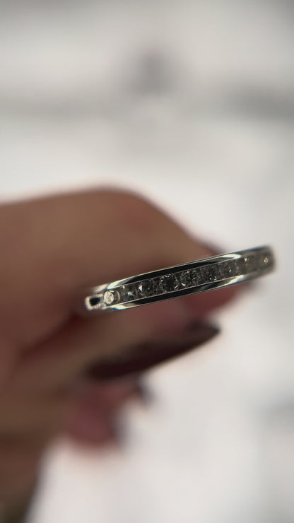14k White Gold Diamond Band