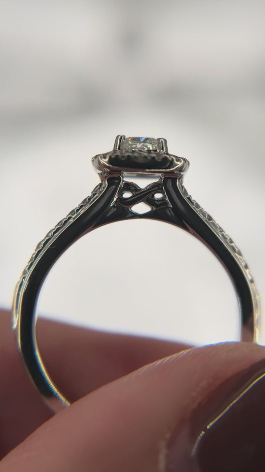 14k White Gold 1/2 ctw princess Cut Diamond ring