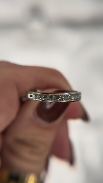 14k White Gold Diamond Band