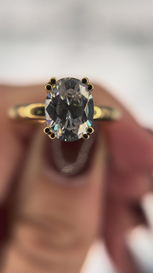 14K Yellow Gold Semi Mount For 2 ctw Oval Center