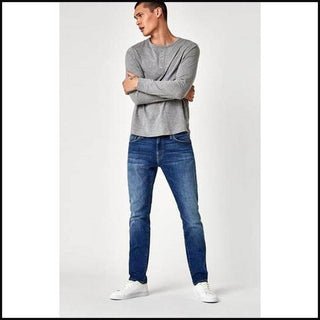 Mavi Zach - That Guy's Secret