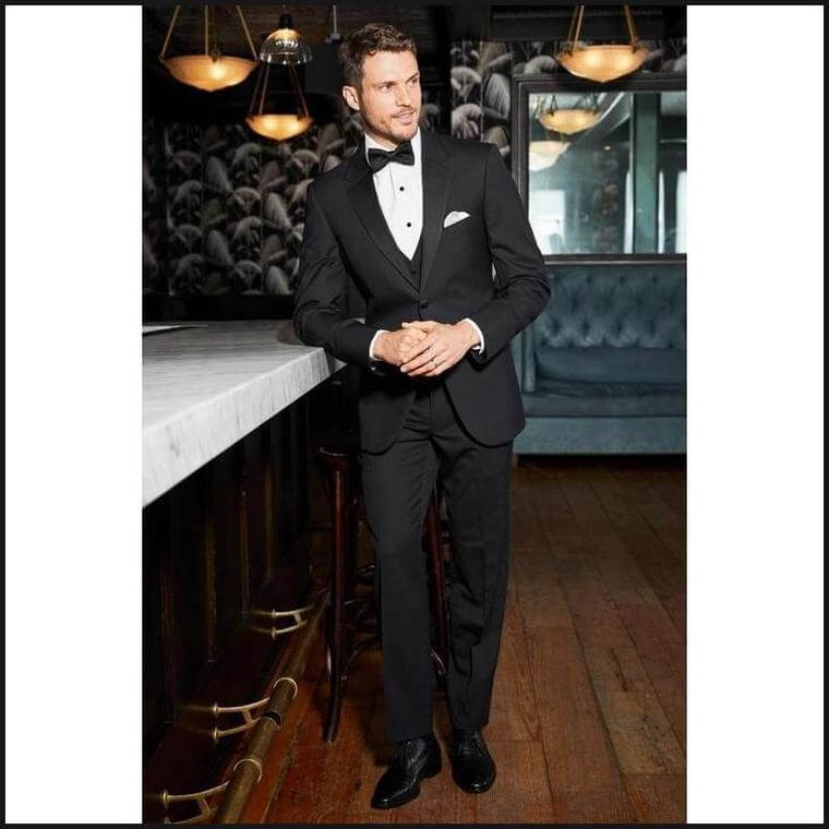 Michael Kors Ultra Slim Performance Legacy Tuxedo 921 - That Guy's Secret